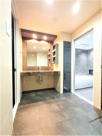 ヒルズレジデンシャルＤ21の独立洗面台