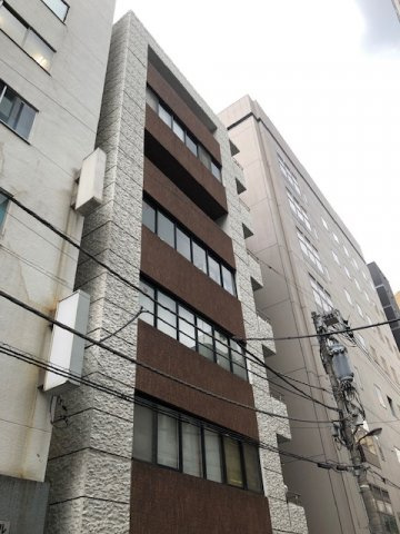 ＩＷＯビルの外観