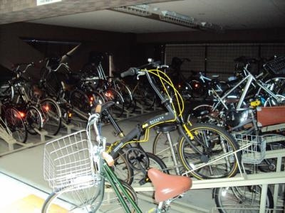 ベラジオ四条烏丸の駐車場|駐輪場