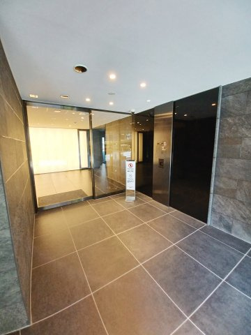 オープンレジデンシア本郷三丁目のエントランス|エントランス