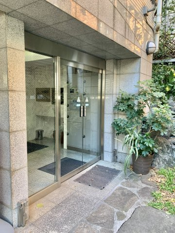 【エントランス】 | 白草庵