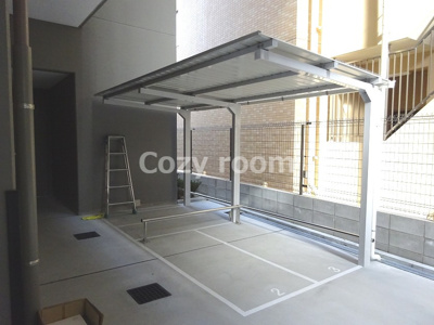 【その他共用部分】 | エグゼ江坂 | バイク置き場です