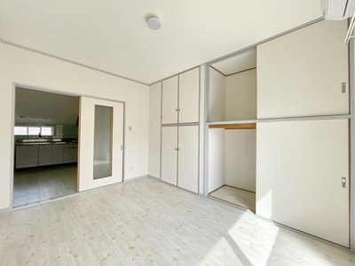 【洋室】 | ライズ厚木