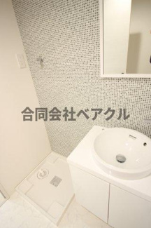 【洗面所】 | メゾンルイ | 使いやすい洗面所です
