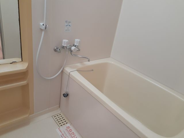 グランメール須田の浴室