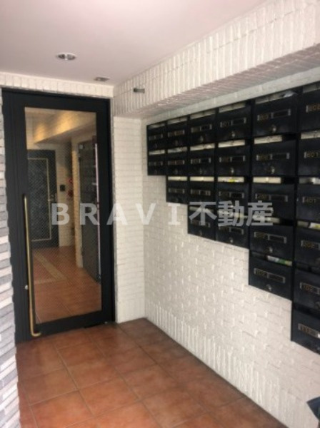 ブランシェ松屋町　BRAVI不動産のエントランス|【ブランシェ松屋町】エントランスです