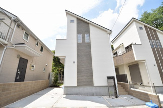 【外観】 | 閑静な住宅街で落ち着いた雰囲気です。お客様のご都合でいつでもご内覧可能で御座います。