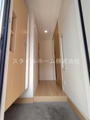 【玄関】 | ルワンジュＣ