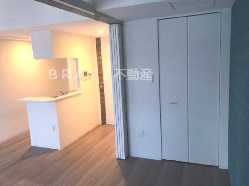 セレニテ堺筋本町プリエ　BRAVI不動産の洋室|【セレニテ堺筋本町プリエ】使い勝手のいい洋室です