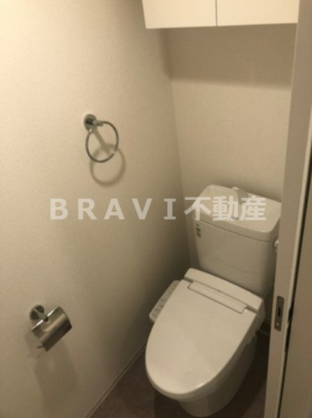 セレニテ堺筋本町プリエ　BRAVI不動産のトイレ|【セレニテ堺筋本町プリエ】ゆったりとした空間のトイレです