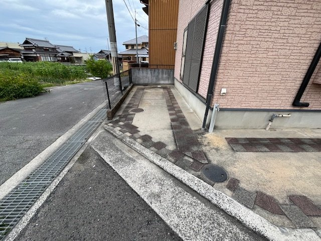 万町戸建の駐車場