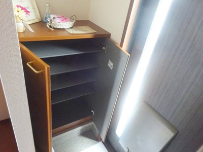 【玄関】 | シャーメゾン本山北町