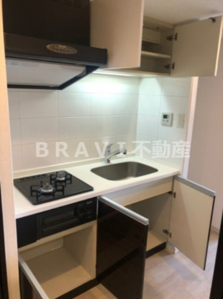 カスタリア堺筋本町　BRAVI不動産のキッチン|【カスタリア堺筋本町】キッチンでお料理をお楽しみください