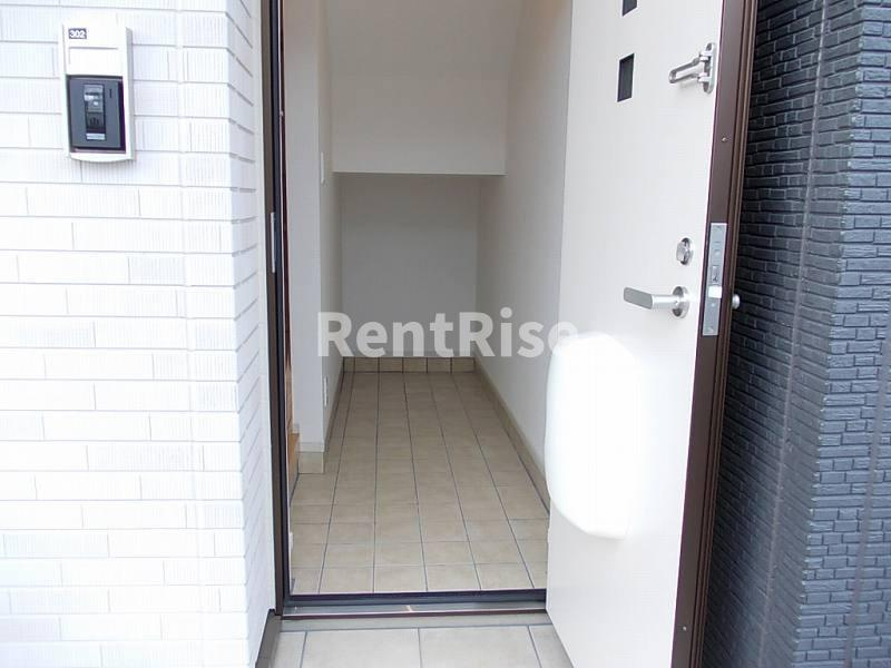 メゾン・ハピネスの玄関