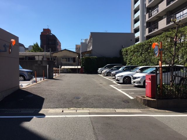 東急ドエルアルス長住中央公園の駐車場