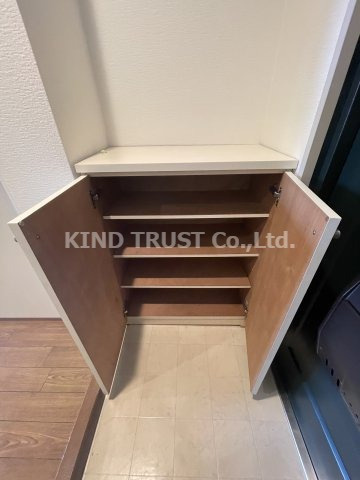 フォレスト106の玄関