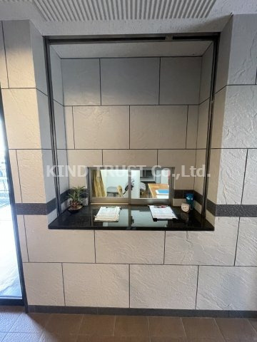 フォレスト106のロビー|管理人常駐で安心です