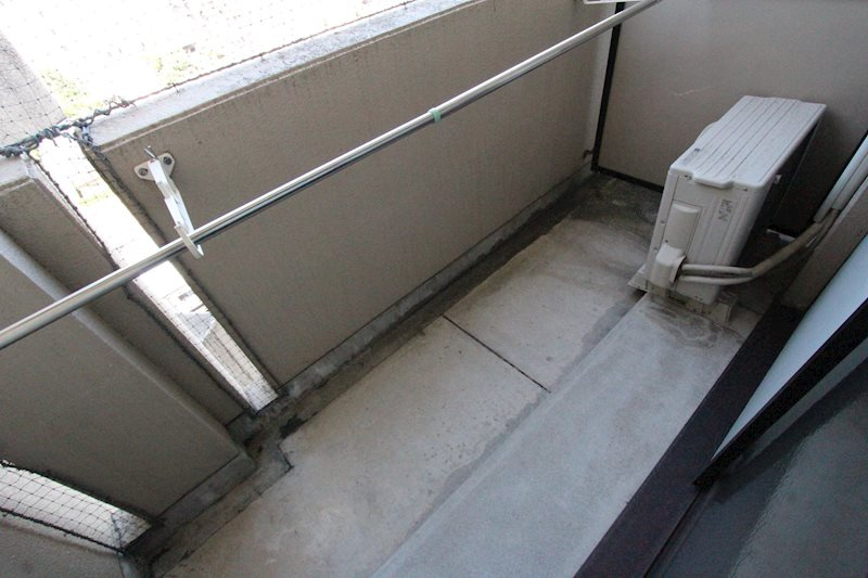 熊本市東区健軍２丁目の賃貸マンションのバルコニー