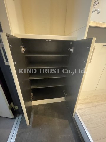 ディー・シモンズ梅田の収納|便利な収納スペースです