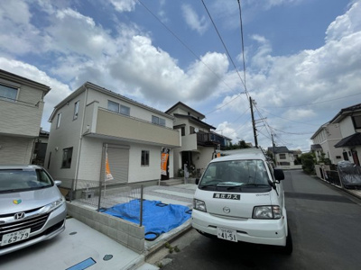 【前面道路含む現地写真】 | 仲介手数料無料　日野市西平山2丁目新築戸建て