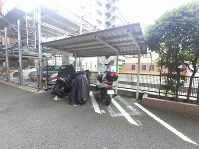 【その他共用部分】 | ネオマイム横浜板東橋弐番館 | バイク置場です。