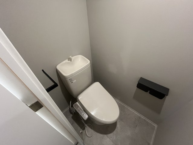 インプループ三宮イースト（旧パークサイド春日野道駅前）のトイレ