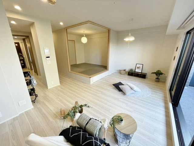 ワコーレヴィータ森北町の居間・リビング