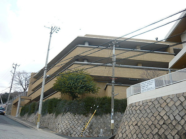 エルドラド御影の外観