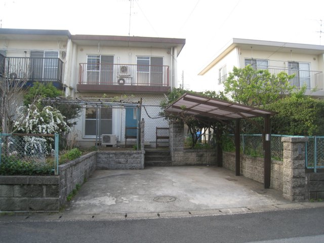 千代田１丁目貸家