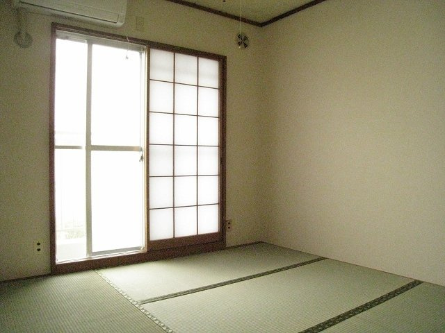 千代田１丁目貸家のその他共用部分|２F　和室（４畳半）