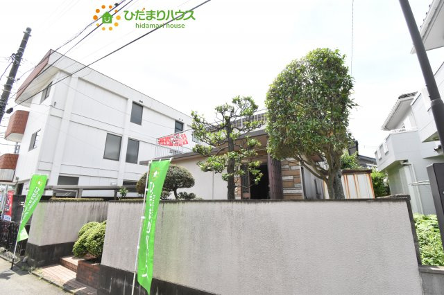 北本市西高尾1丁目　中古一戸建ての外観|塀があるので、プライバシーを守れます(*^^*)
