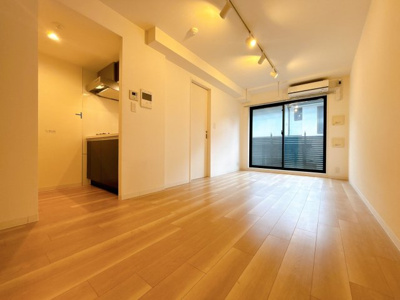【居間・リビング】 | ルネサンスコート三軒茶屋WEST