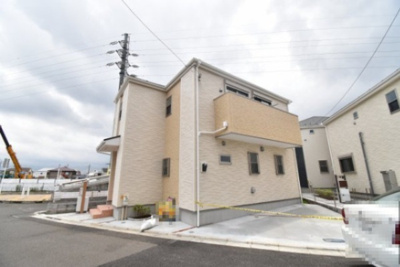 【外観】 | 西東京市第1富士町　1号棟 | 太陽の恩恵を存分に受けられる邸宅。住まうご家族の心地よさを最優先した意匠をご体感下さい。