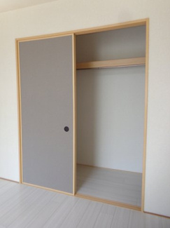【収納】 | フォブール十三軒屋 | こまごまとしたものを収納できそうですね