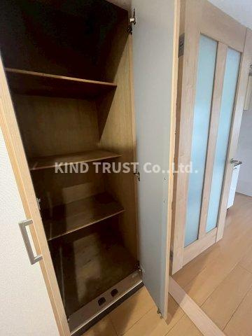 メゾン・プリオールの収納|たっぷりとした収納スペースです