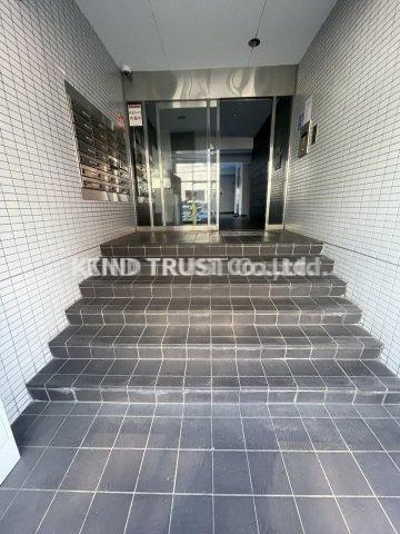 メゾン・プリオールのロビー|建物の内部です