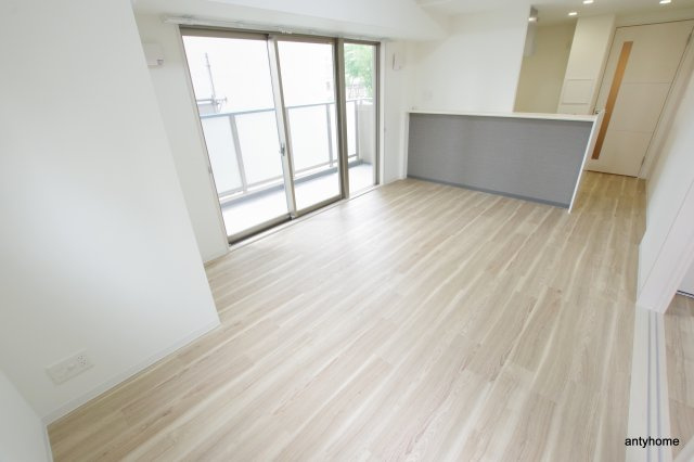 MBC RESIDENCE 仲介手数料無料の洋室