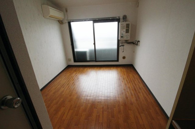 【洋室】 | YOUハイム衣摺 | 別の部屋のイメージ画像になります。