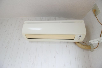 【設備】 | YOUハイム衣摺 | エアコン