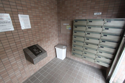 【エントランス】 | アイショウプラザ旭ヶ丘Ⅲ