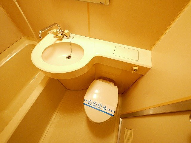 WEST　PADDYのトイレ|コンパクトで使いやすいトイレです