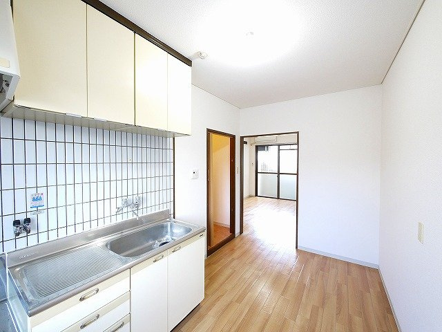 WEST　PADDYの居間・リビング|ゆったりとした居間です