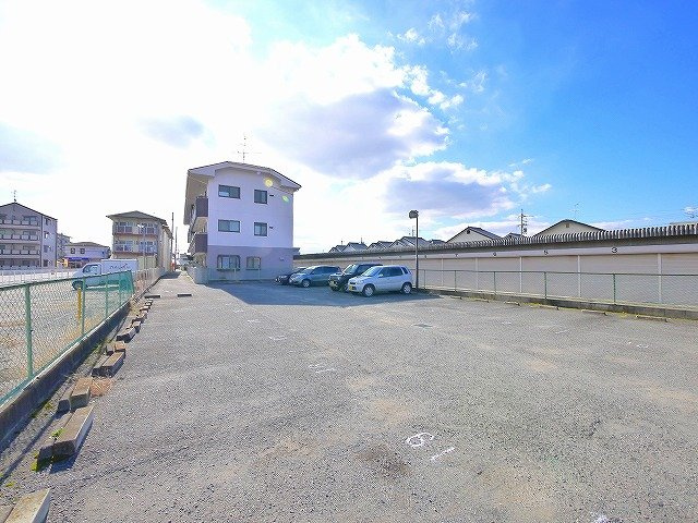 WEST　PADDYの駐車場|駐車スペースもあります