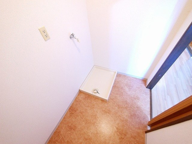 WEST　PADDYの設備|室内洗濯機置き場