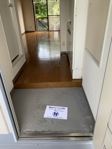 ハイムサンムーンの玄関