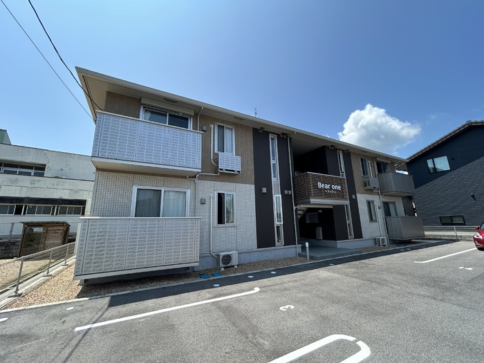 ベアーワンの外観