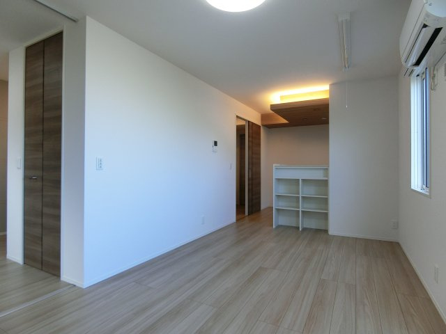 ベアーワンの居間・リビング