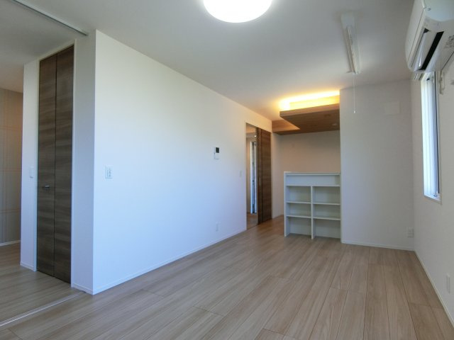 ベアーワンの居間・リビング