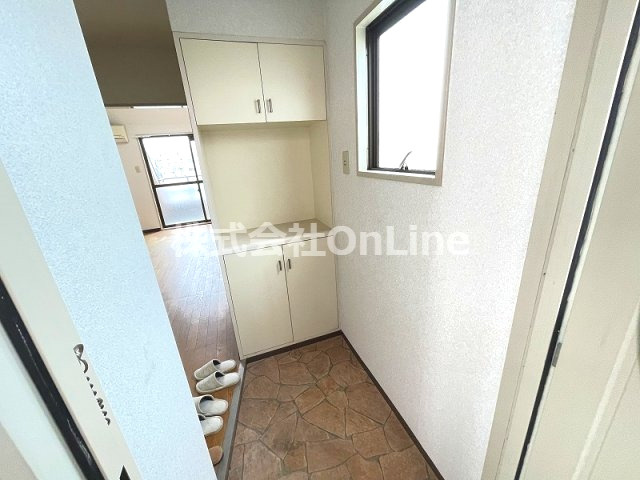 グリーンハウスの玄関