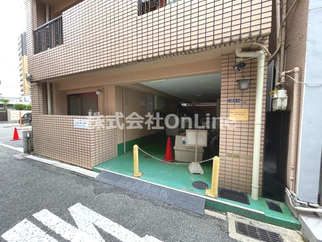 グリーンハウスのエントランス